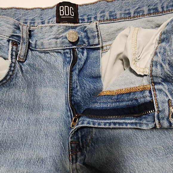 BDG Light Wash Stretch Denim High Rise 90's Bootcut Jeans - Picture 6 of 11